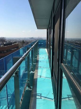 full balcony