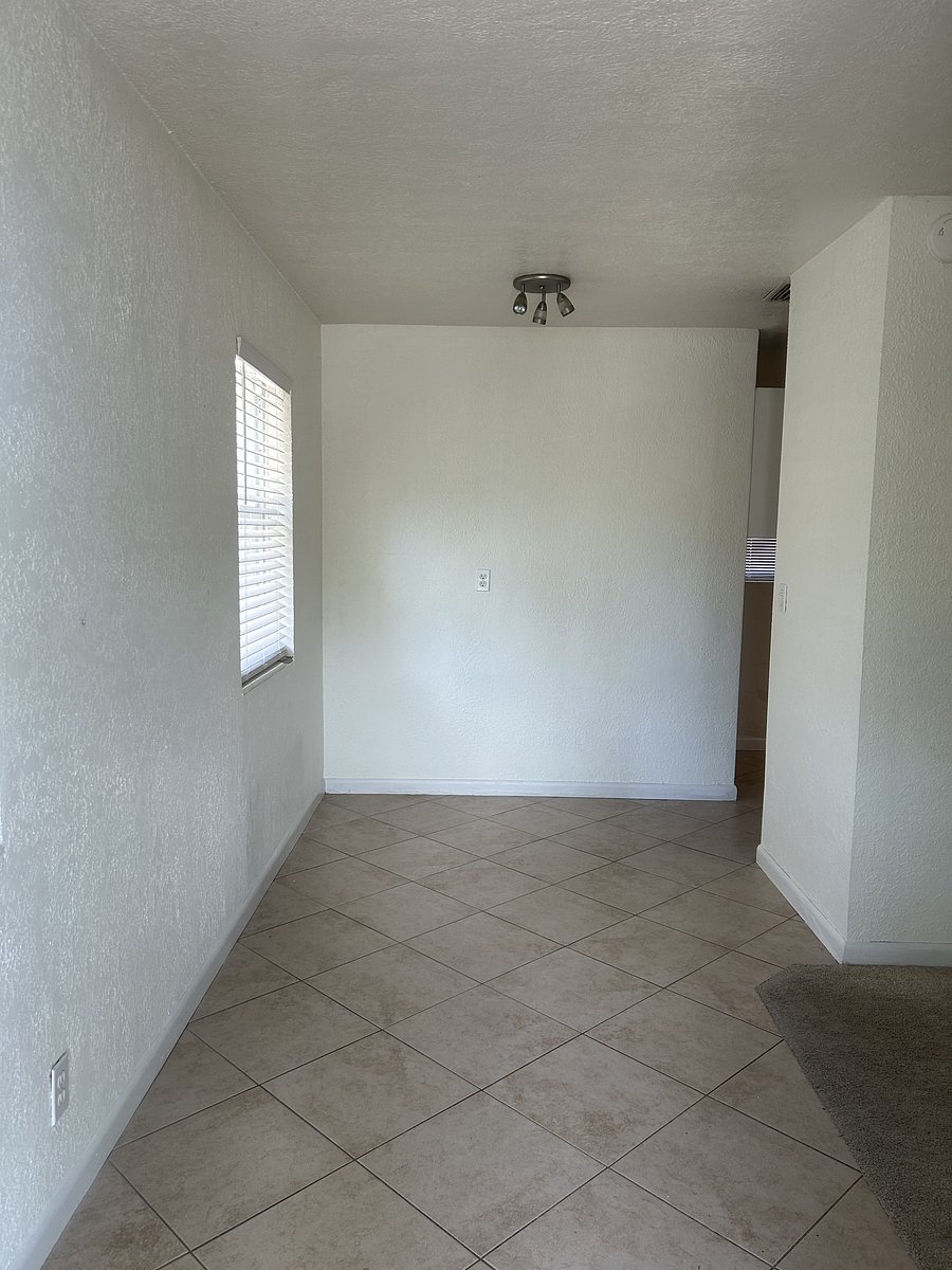 Furnished Finder property 1042375_1 photo 3