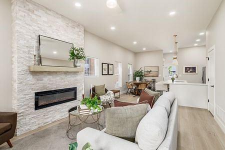 Furnished Finder property 1042396_1 photo 9