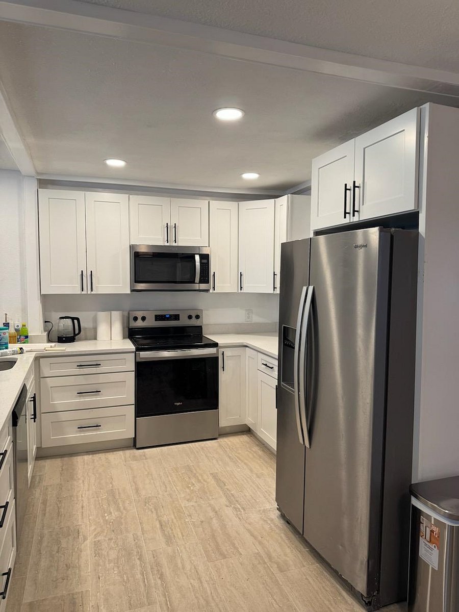 Furnished Finder property 1042407_1 photo 10