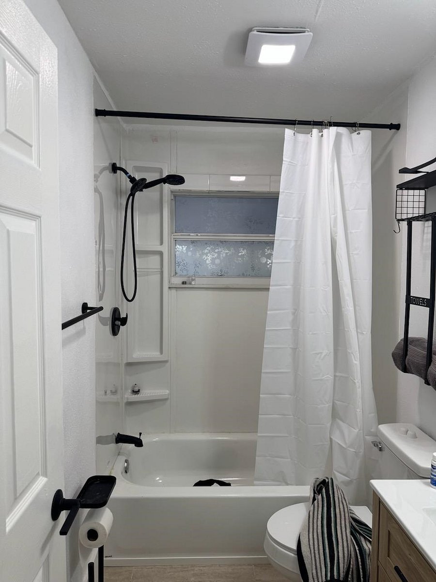 Furnished Finder property 1042407_1 photo 22