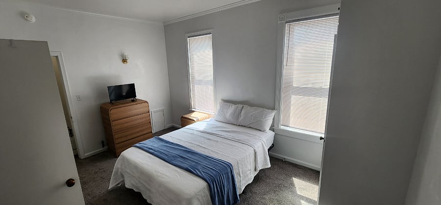 Furnished Finder property 1042413_1 photo 3