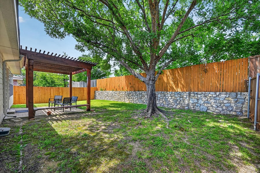 Furnished Finder property 1042421_1 photo 25
