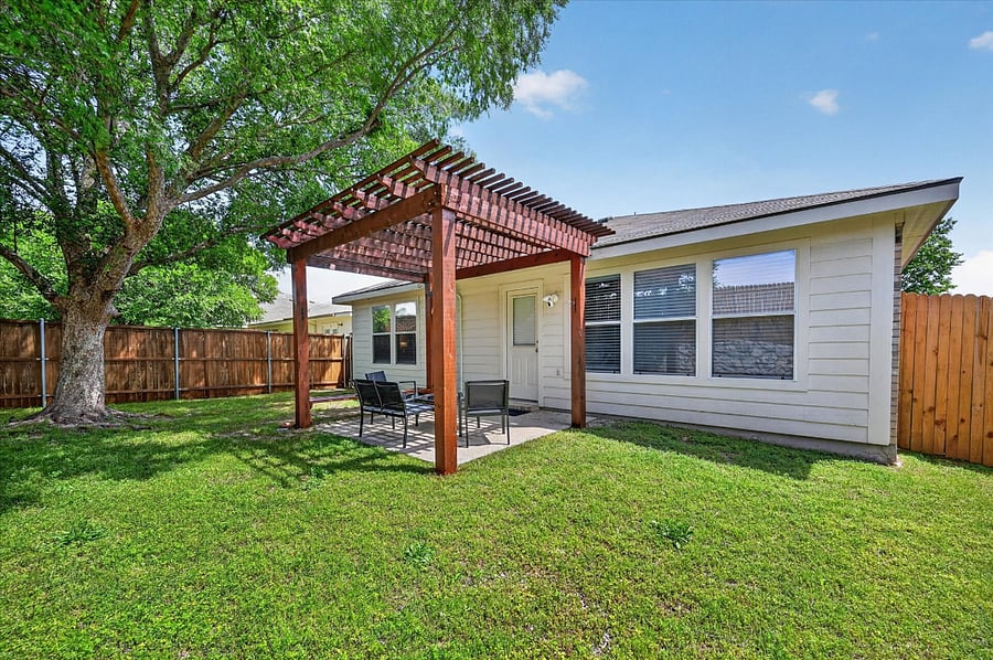 Furnished Finder property 1042421_1 photo 23