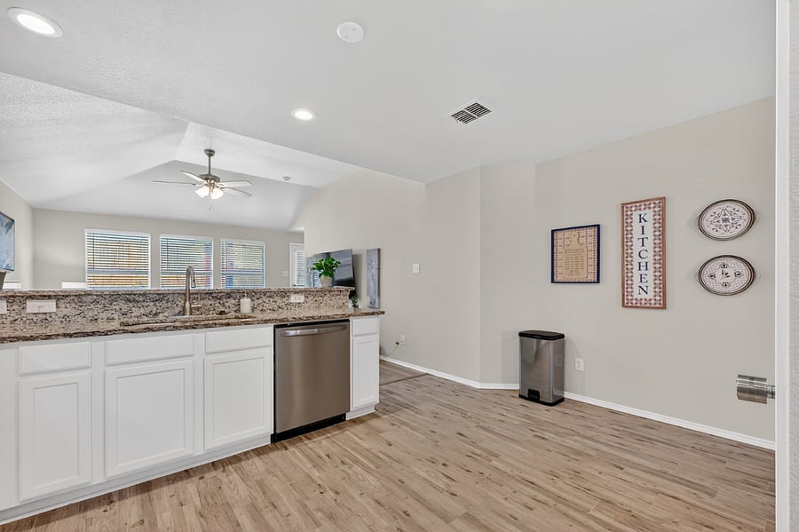 Furnished Finder property 1042421_1 photo 5
