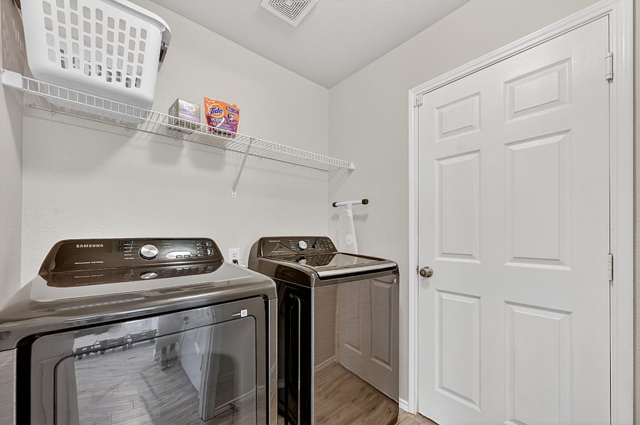 Furnished Finder property 1042421_1 photo 24
