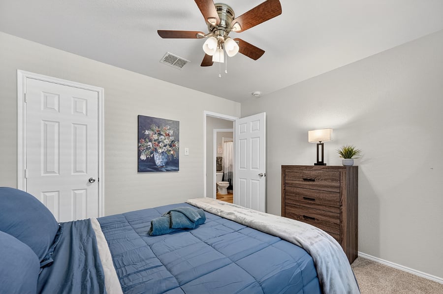 Furnished Finder property 1042421_1 photo 22