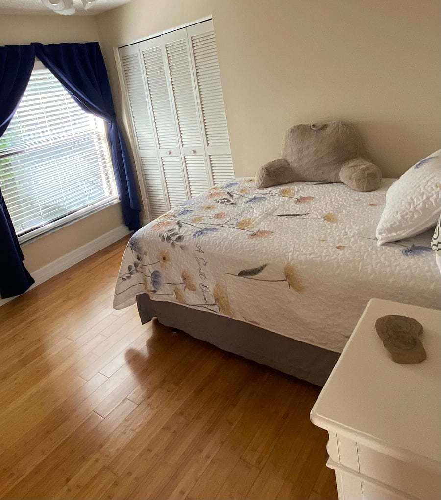 Furnished Finder property 1042448_1 photo 13