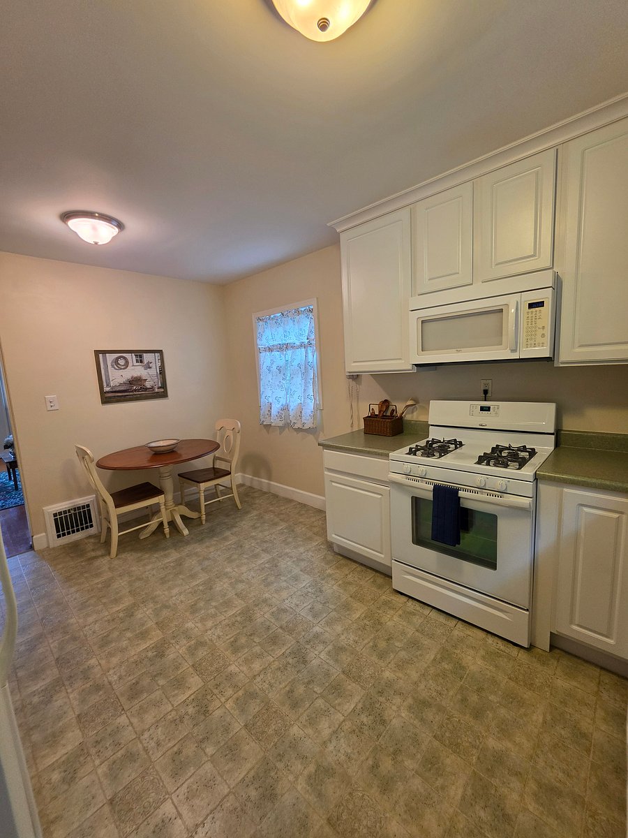 Furnished Finder property 1042452_1 photo 11