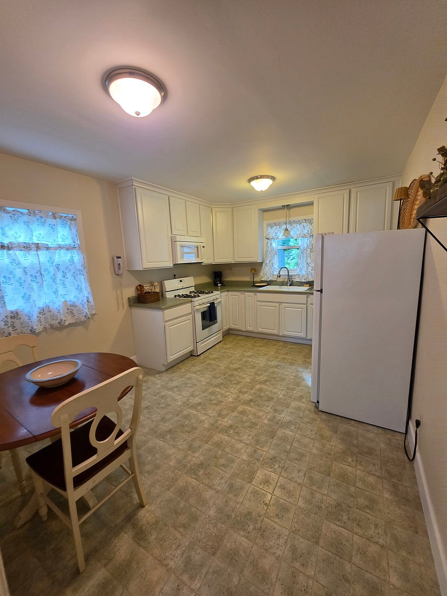 Furnished Finder property 1042452_1 photo 10