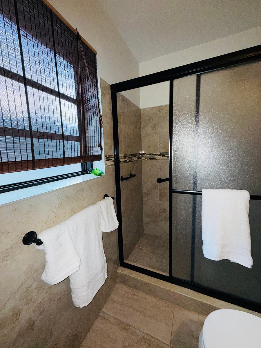 Furnished Finder property 1042456_1 photo 17