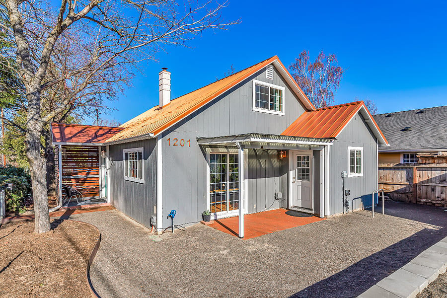 Furnished Finder property 1042481_1 photo 12