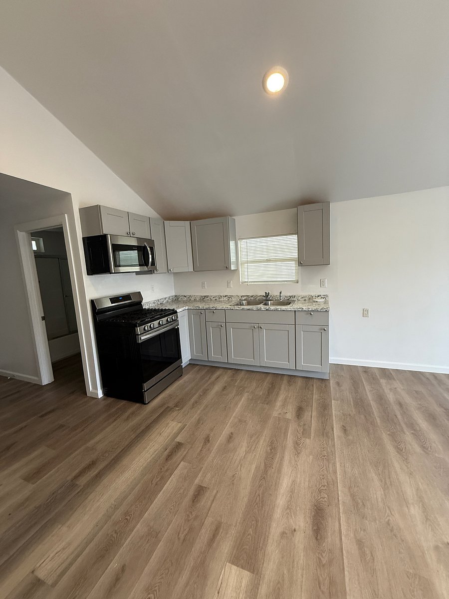 Furnished Finder property 1042489_1 photo 3