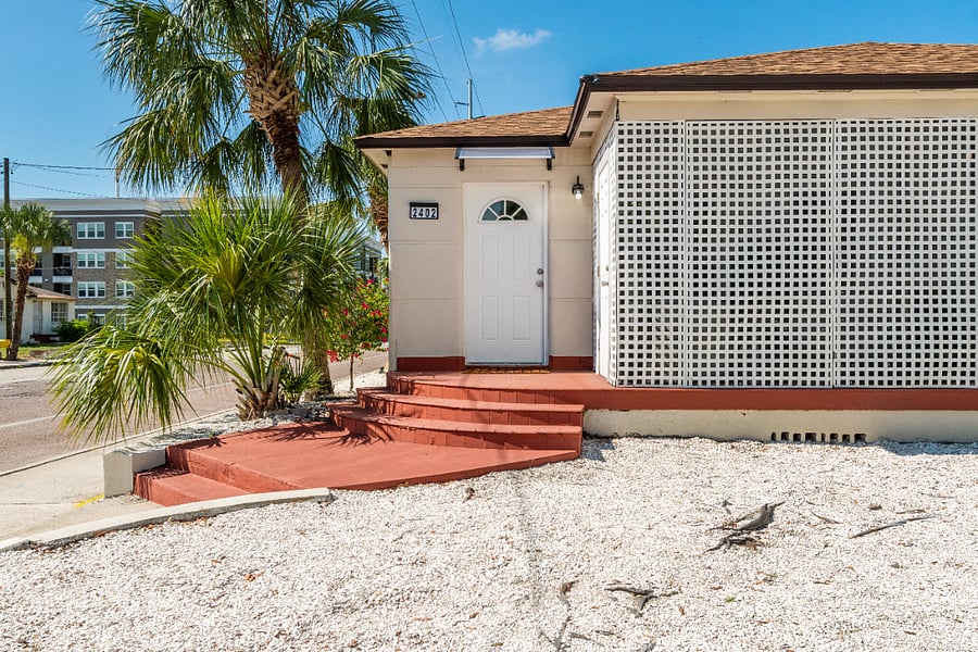 Furnished Finder property 1042491_1 photo 9