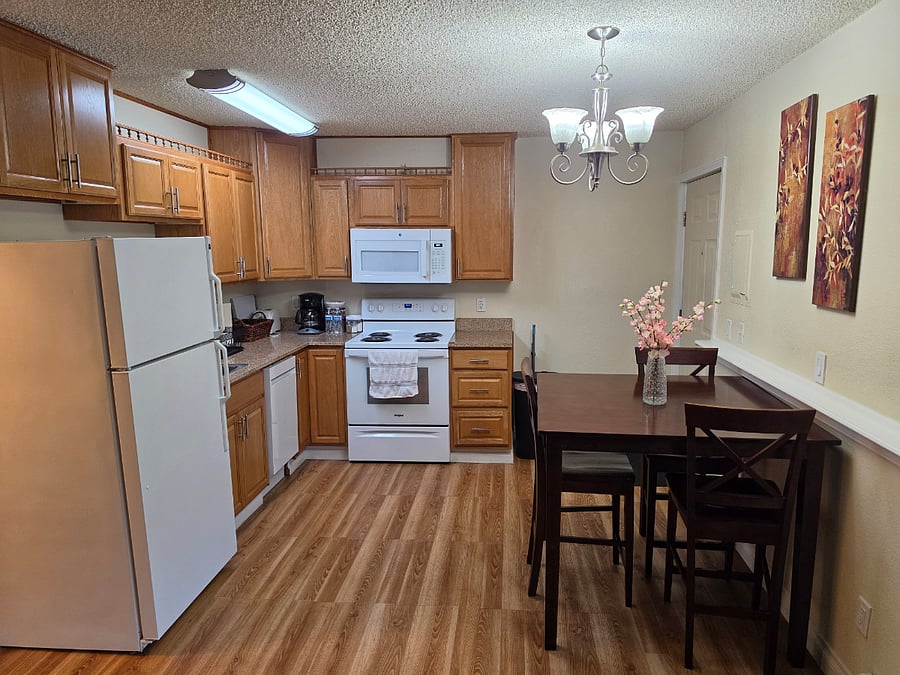 Furnished Finder property 1042527_1 photo 2