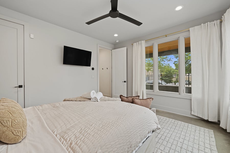 Furnished Finder property 1042528_1 photo 5