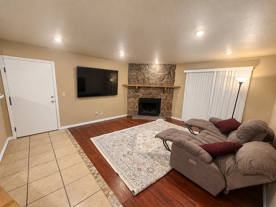 Furnished Finder property 1042556_1 photo 2