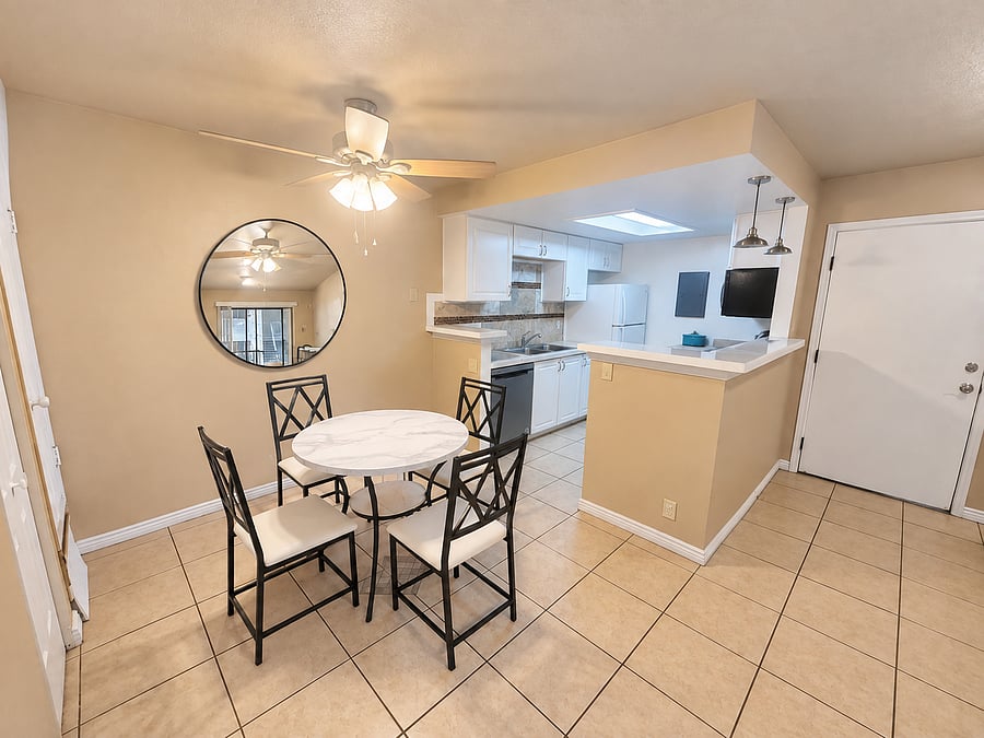 Furnished Finder property 1042556_1 photo 4