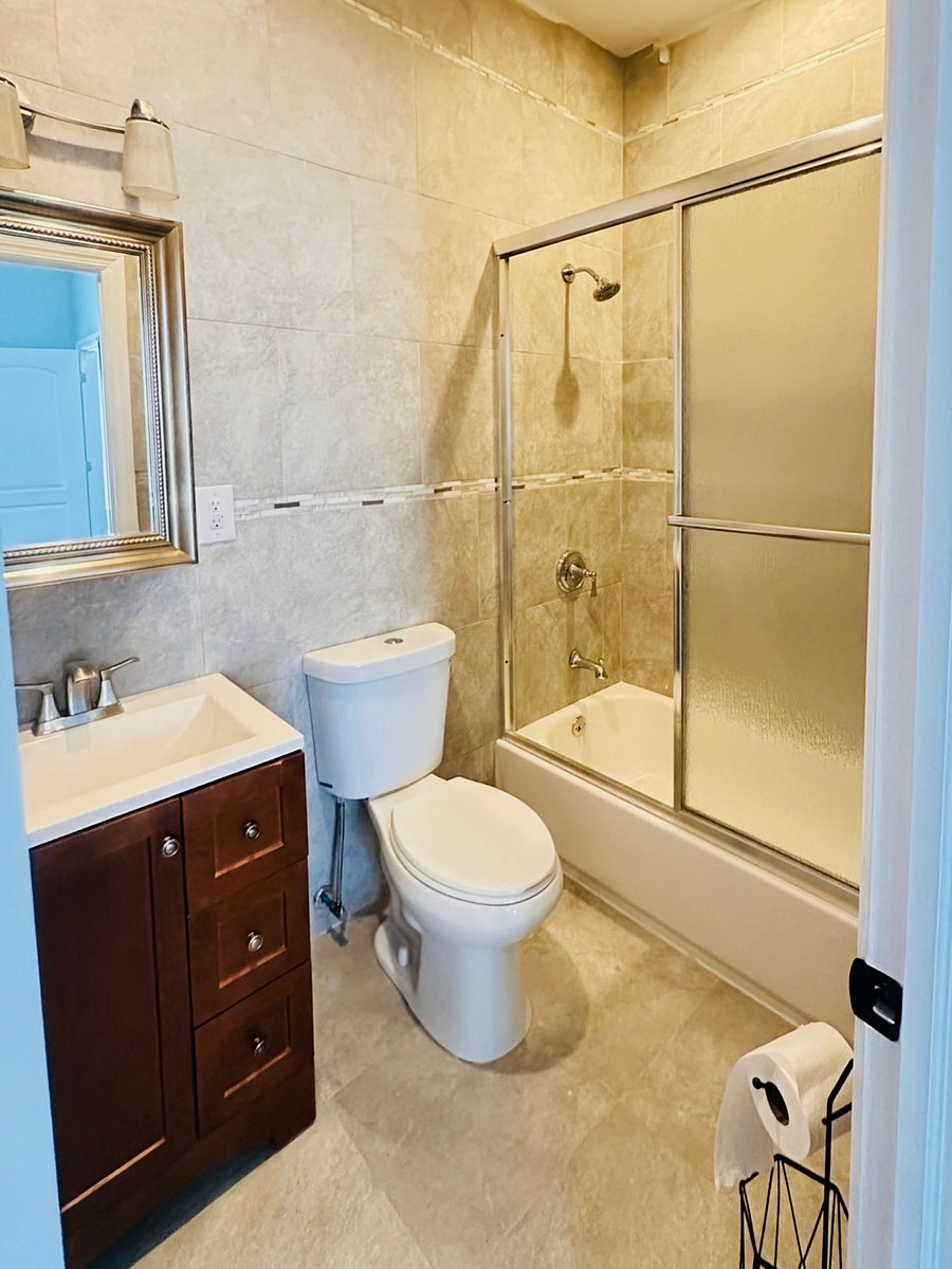 Furnished Finder property 1042562_2 photo 13