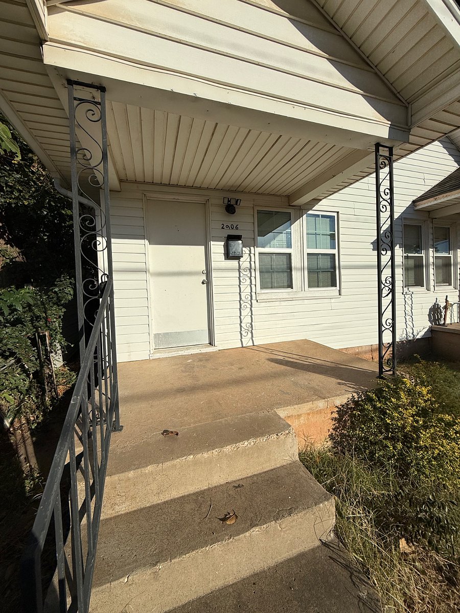 Furnished Finder property 1042576_1 photo 2