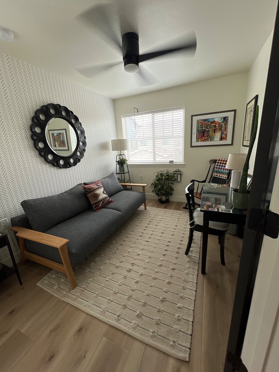 Private sitting room