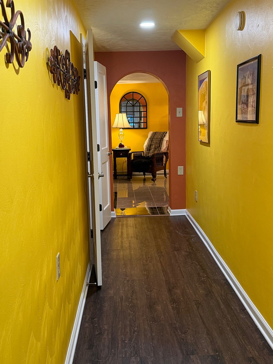 Furnished Finder property 1042605_1 photo 32
