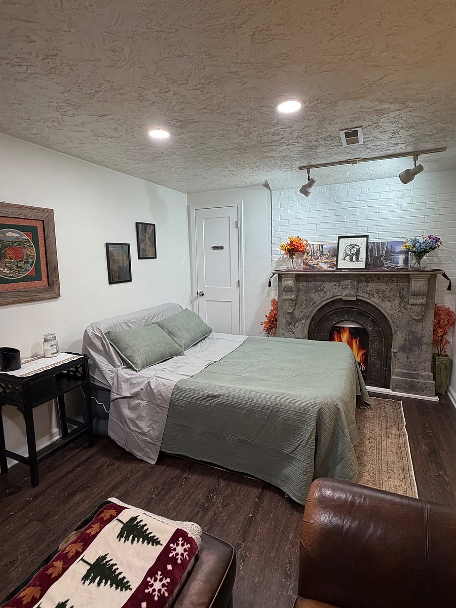 Furnished Finder property 1042605_1 photo 45