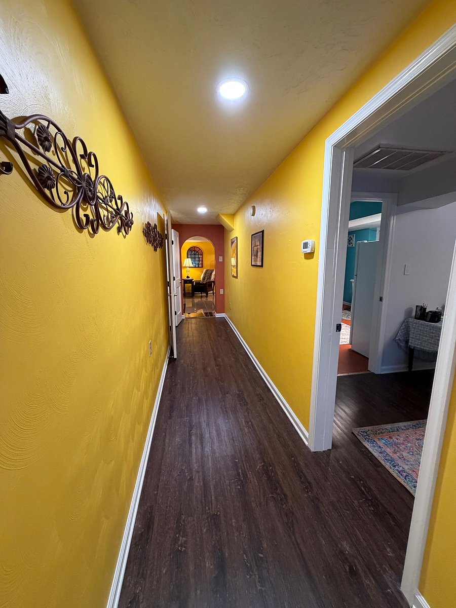 Furnished Finder property 1042605_1 photo 33