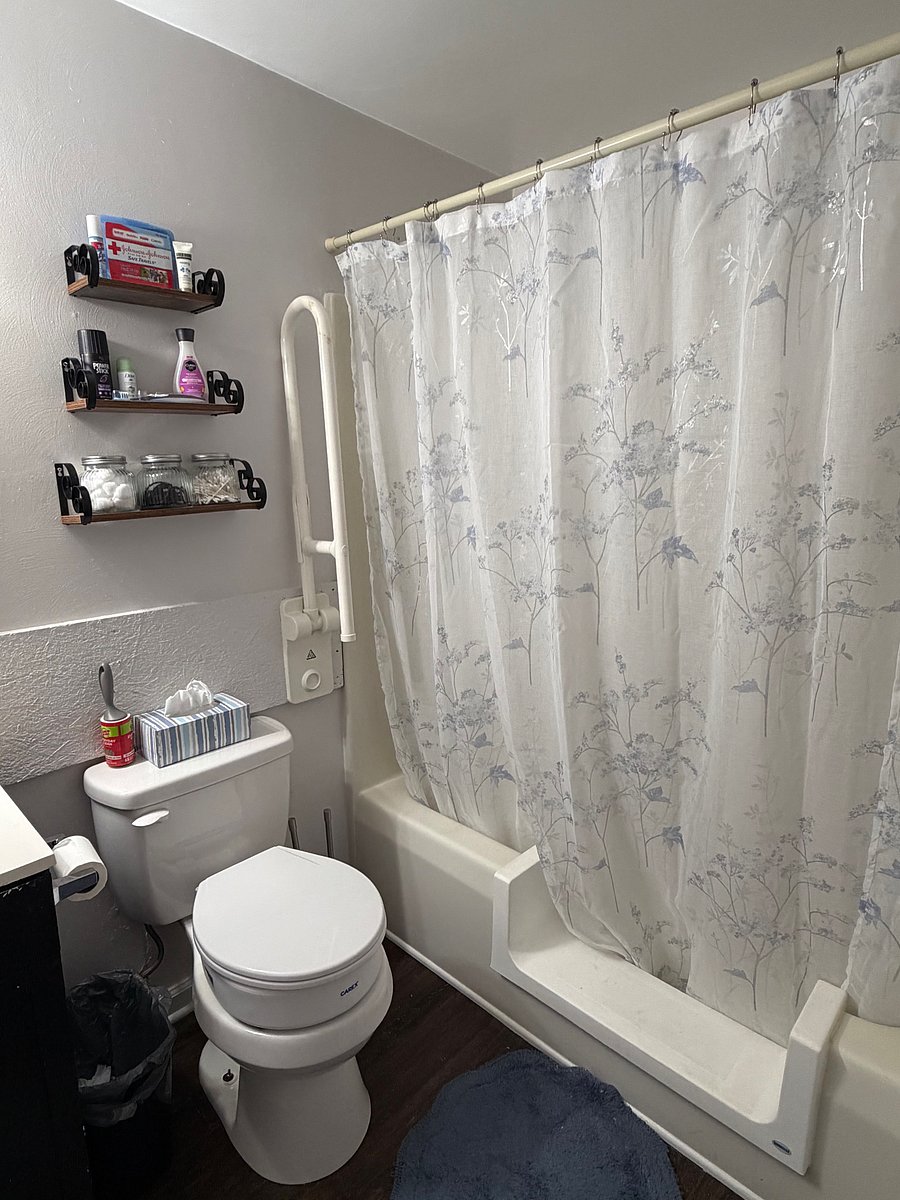 Furnished Finder property 1042605_1 photo 36