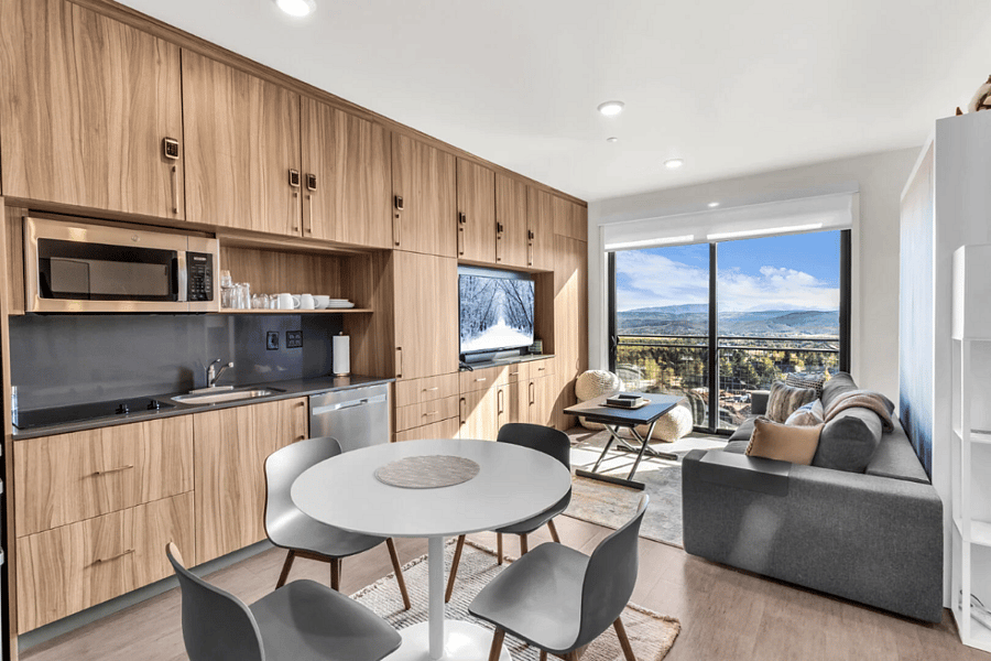 Premium Studio living area / dining table for 4 / kitchen