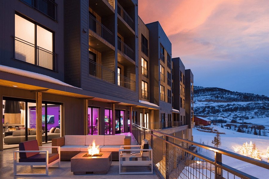 Canyon Haus outside lounge