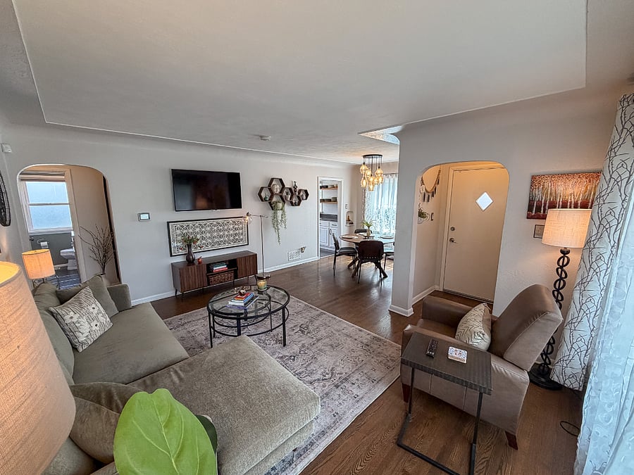 Furnished Finder property 1042612_1 photo 3