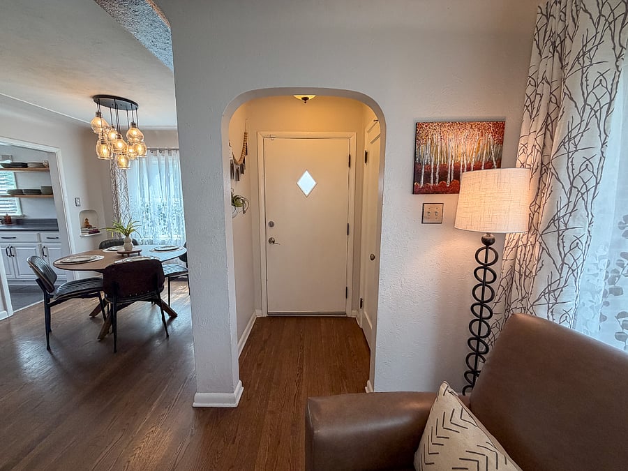 Furnished Finder property 1042612_1 photo 2
