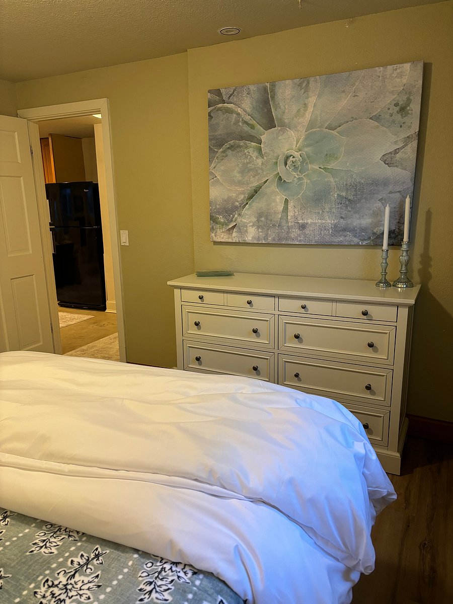 Furnished Finder property 1042613_1 photo 6