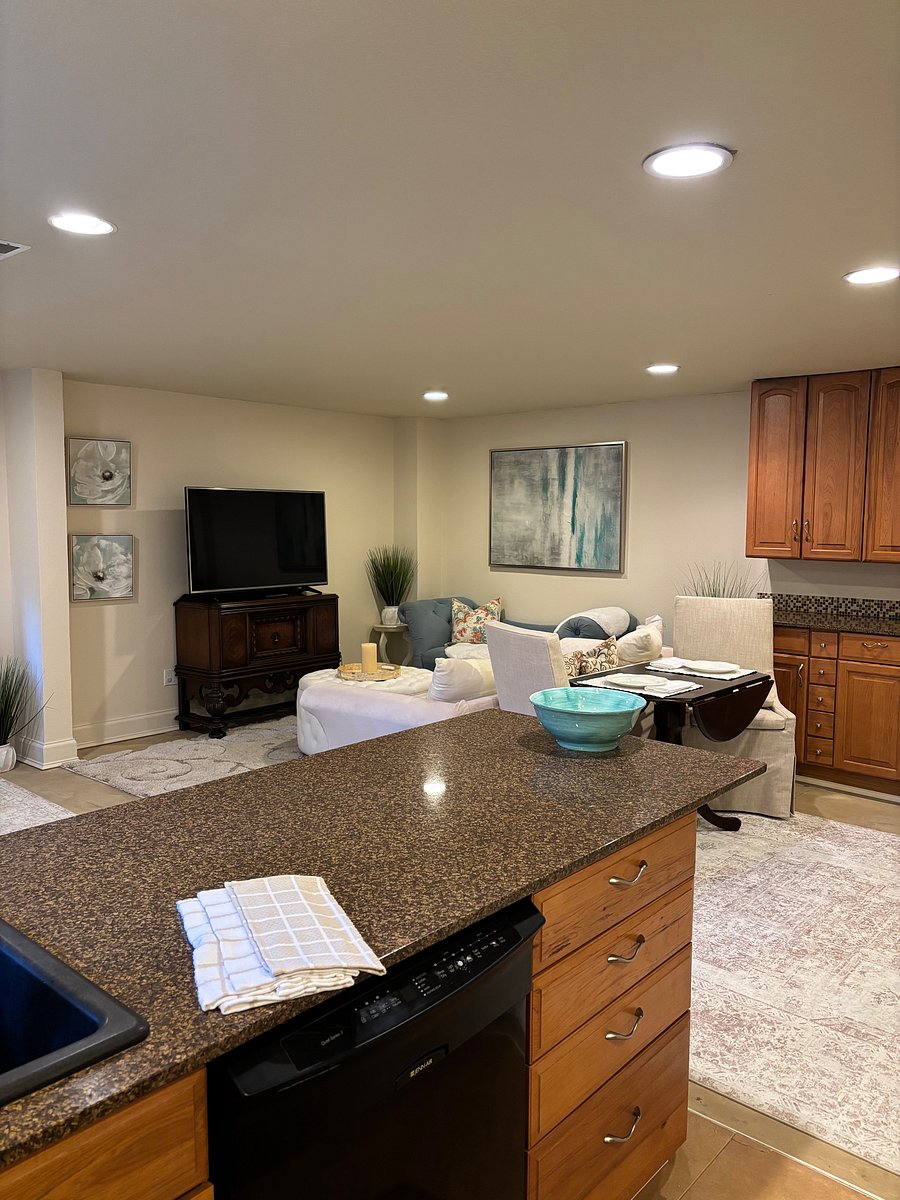 Furnished Finder property 1042613_1 photo 20