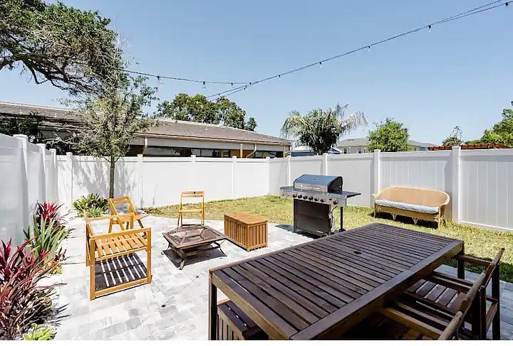 Furnished Finder property 1042650_1 photo 10