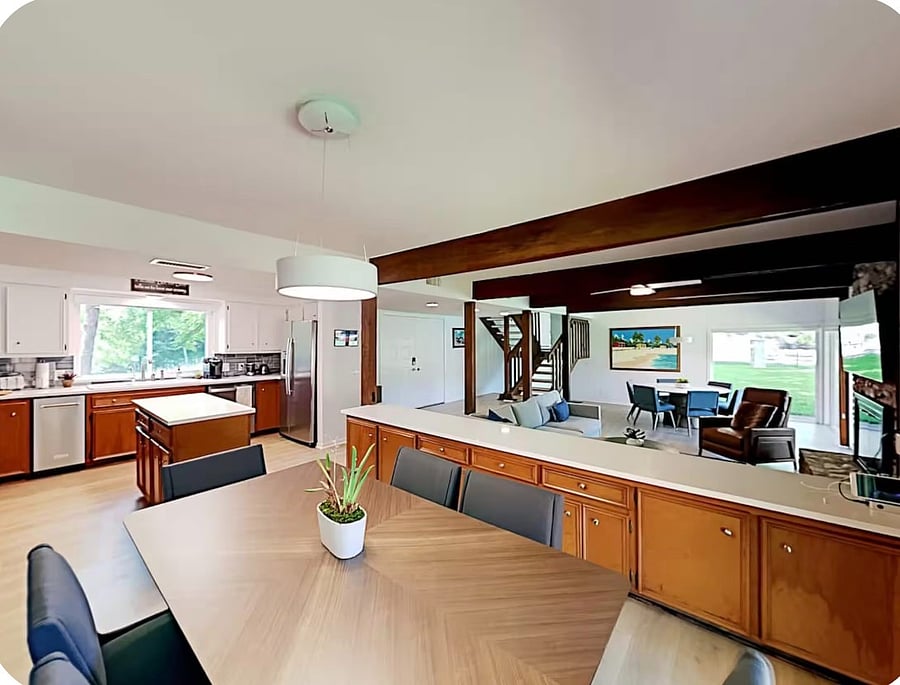 Dining Room & Kitchen