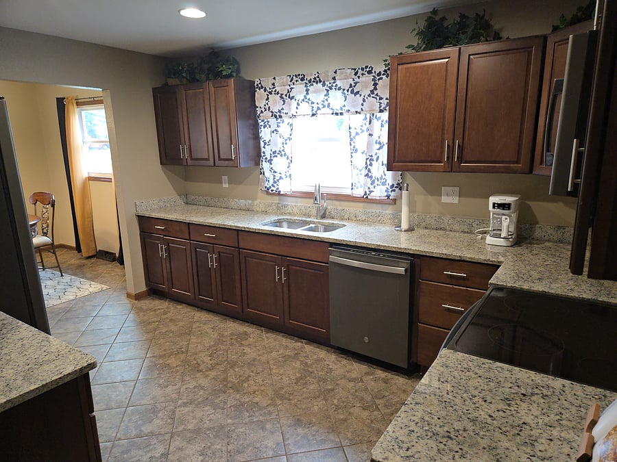 Furnished Finder property 1042667_2 photo 3