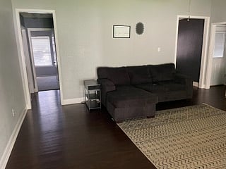 Furnished Finder property 1042669_1 photo 3