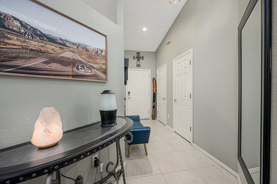 Furnished Finder property 1042685_1 photo 3