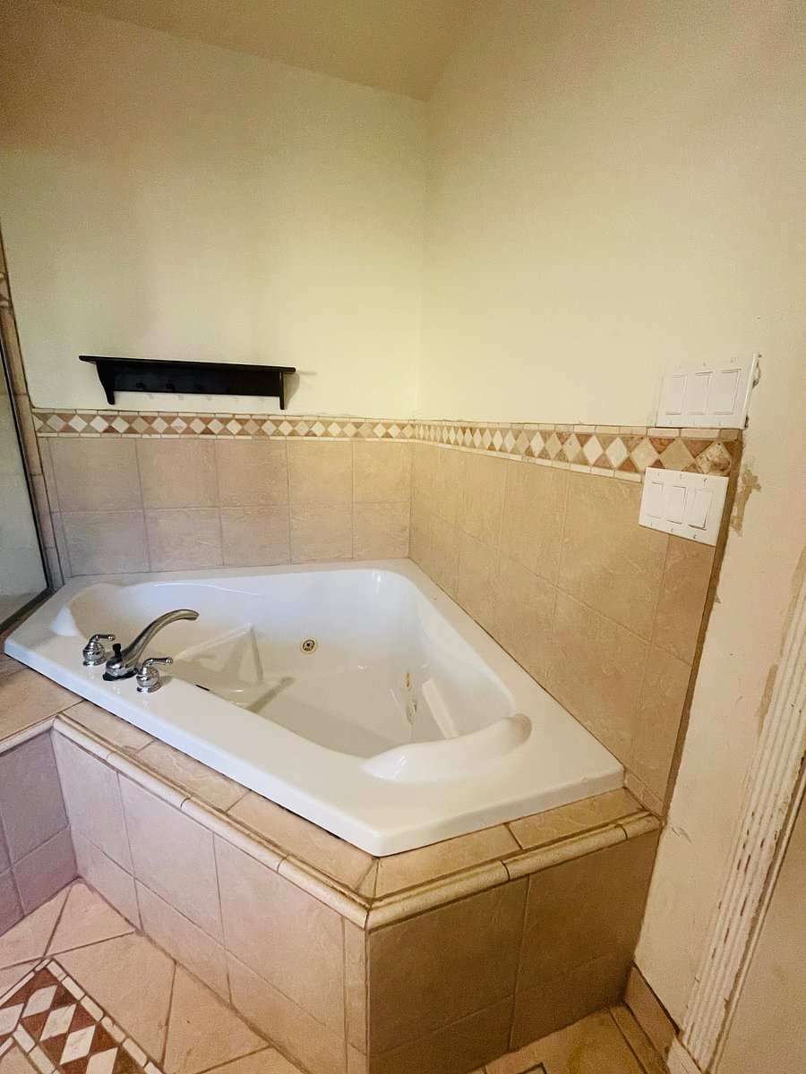 Furnished Finder property 1042690_1 photo 34