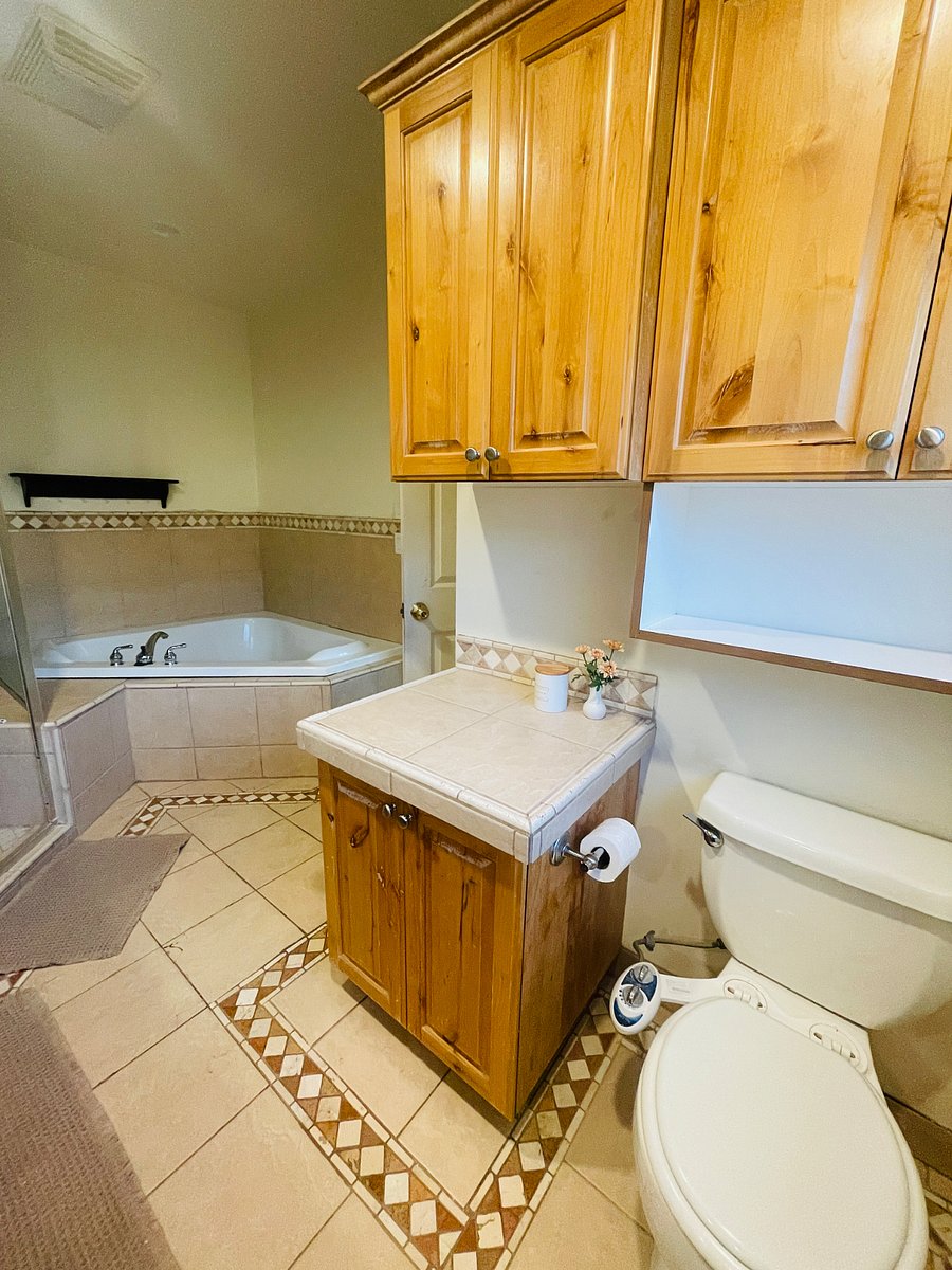 Furnished Finder property 1042690_1 photo 33