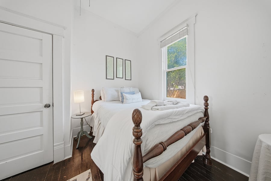 Furnished Finder property 1042697_1 photo 23
