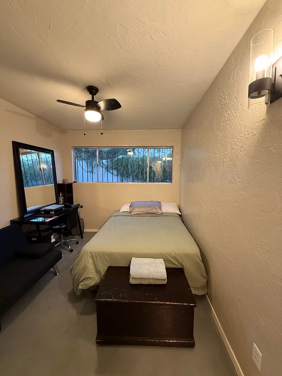 Furnished Finder property 1042716_1 photo 12