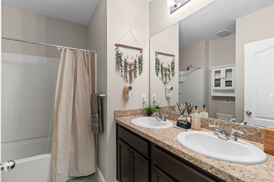 Furnished Finder property 1042726_1 photo 31