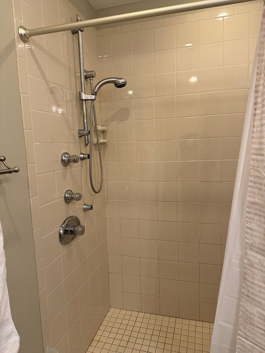 Furnished Finder property 1042728_1 photo 30