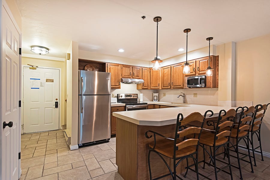 Furnished Finder property 1042737_1 photo 2