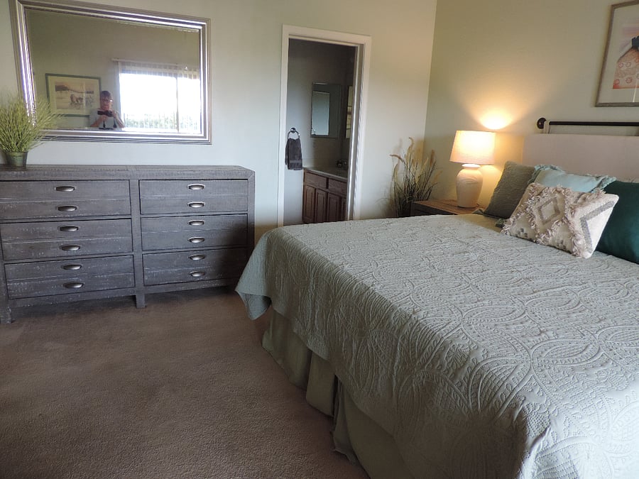 First main bedroom with ensuite.