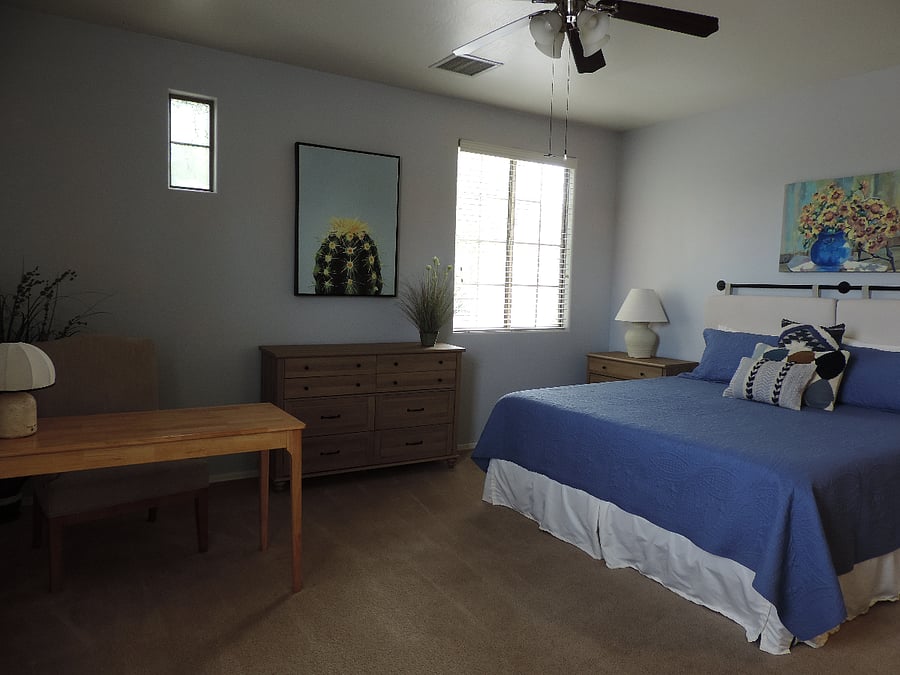 Office space in the second main bedroom