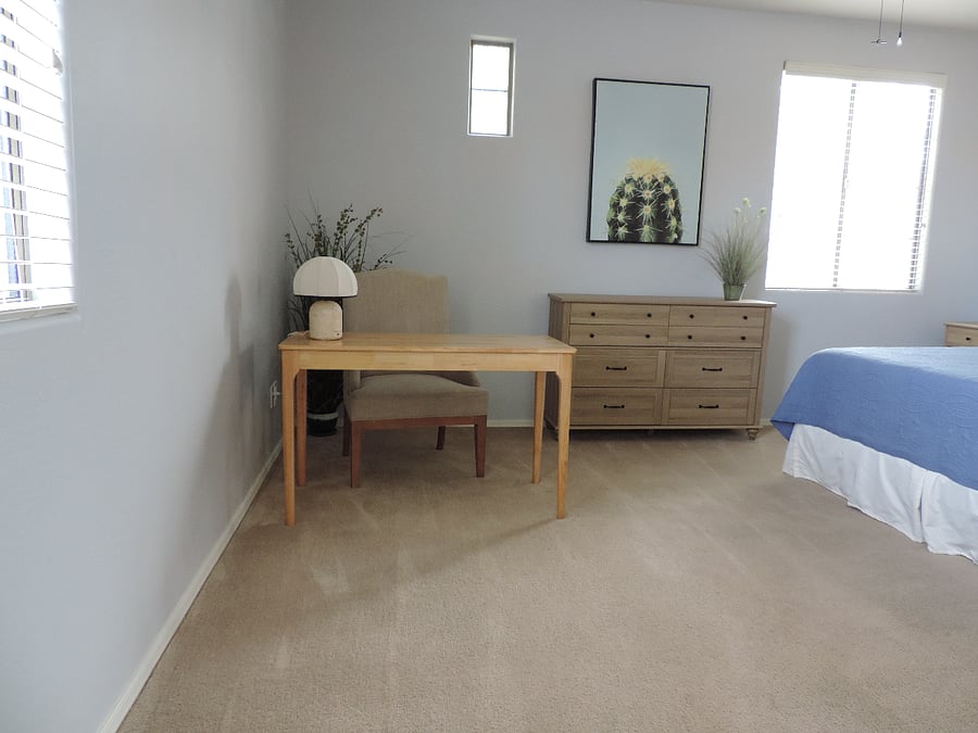 Dedicated laptop desk and chair